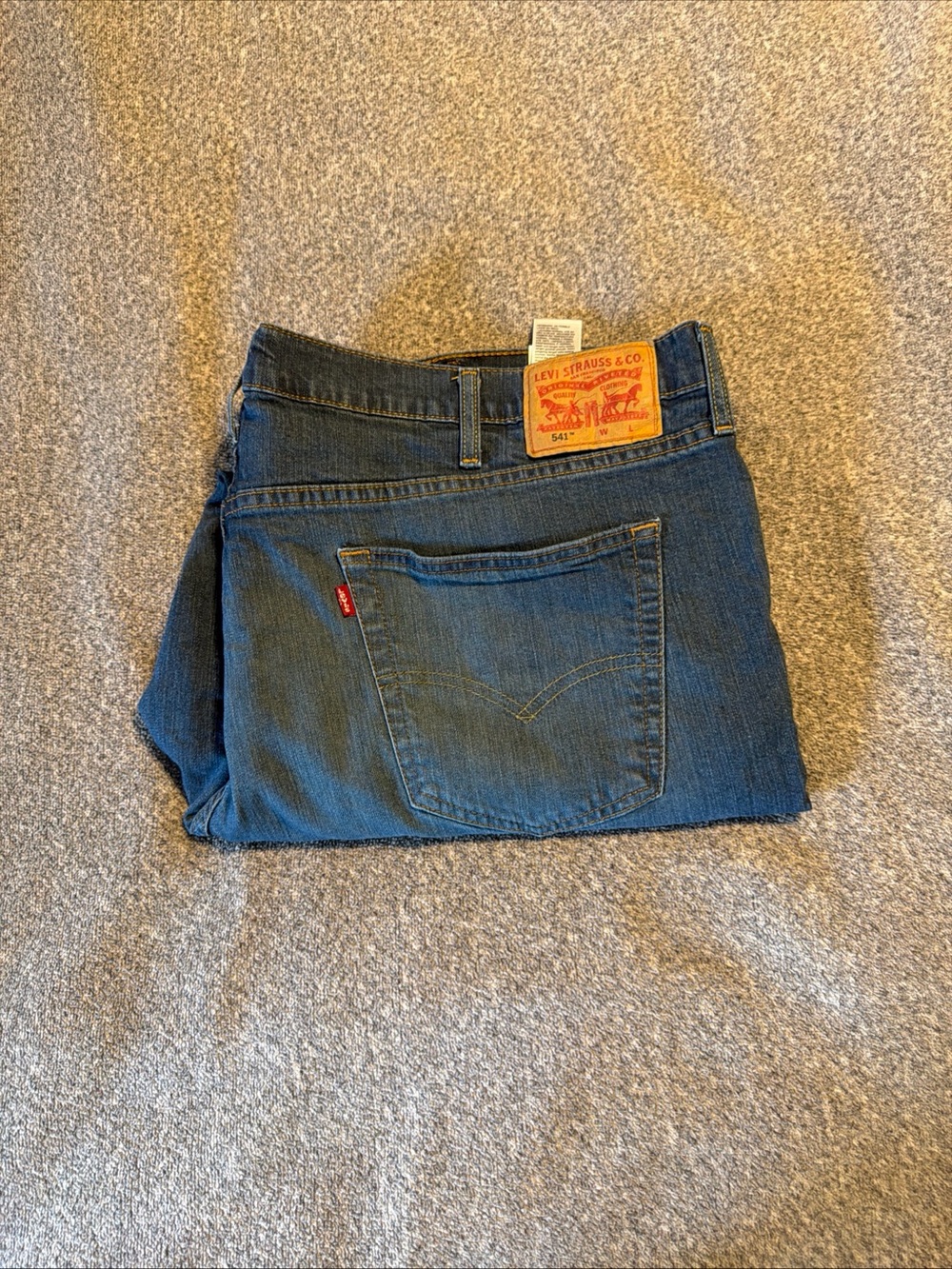 Levi Strauss 541 Men's Jeans 48x30, Dark Blue Denim - Picture 8 of 9